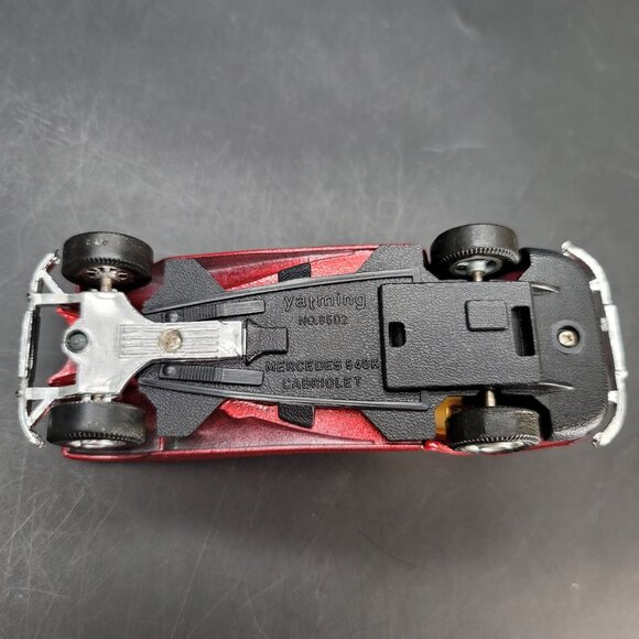 Yatming Mercedes 540K Cabriolet Metallic Red Cream Convertible Car JR331 - Picture 9 of 16